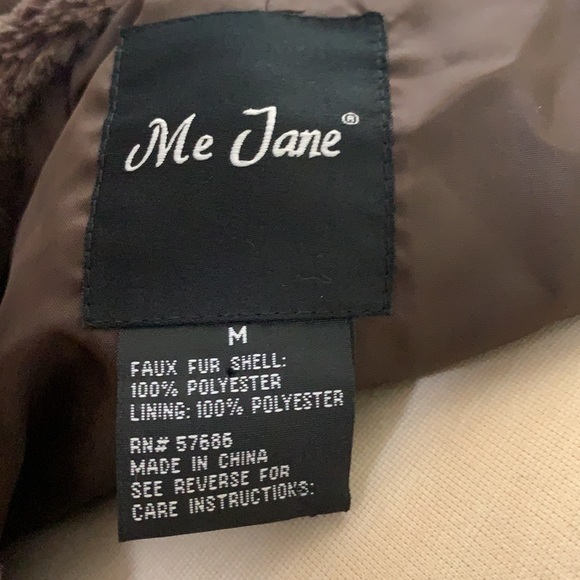 Me Jane four fur vest size Medium - Picture 5 of 5